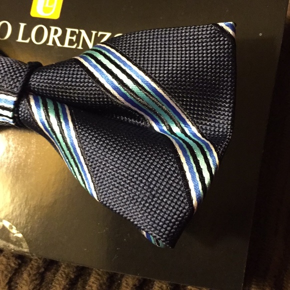 Men's Bow Tie - Picture 2 of 4